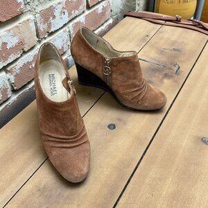 MICHAEL Michael Kors Norma Brown Suede Leather Ankle Wedge Bootie Boots Size 6.5